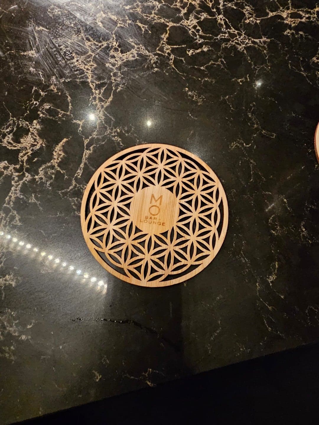 MO Bar + Lounge, a bar in Miami