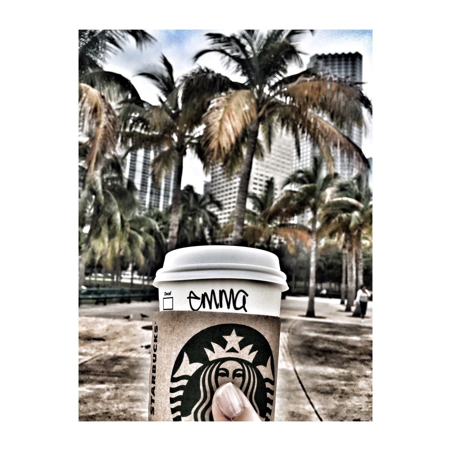 Starbucks, a restaurant in Miami